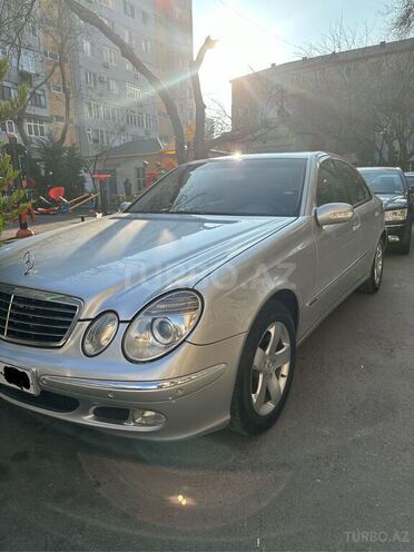 Mercedes E 320 2002, 280,000 km - 3.2 l - Bakı