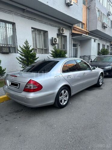 Mercedes E 320 2002, 280,000 km - 3.2 l - Bakı