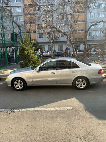 Mercedes E 320 2002, 280,000 km - 3.2 l - Bakı