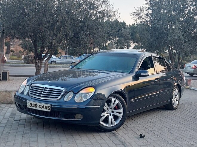 Mercedes E 220 2002, 300,000 km - 2.2 л - Sumqayıt