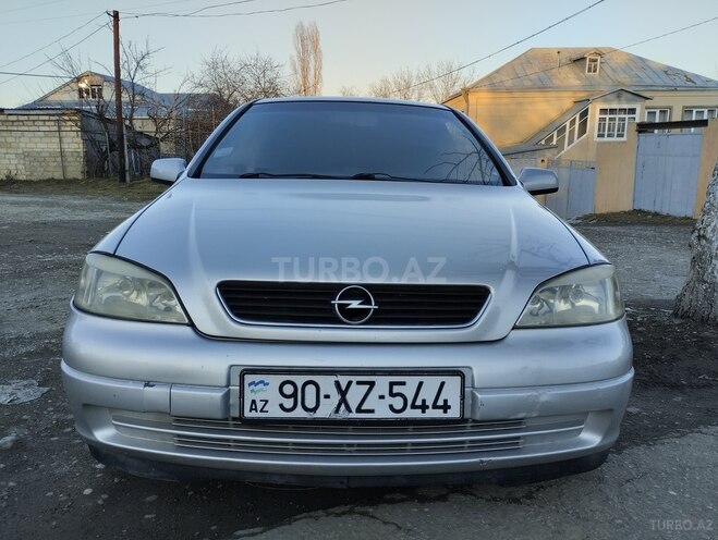 Opel Astra 1998, 420,000 km - 1.6 l - Qusar