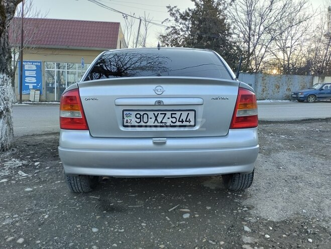 Opel Astra 1998, 420,000 km - 1.6 l - Qusar