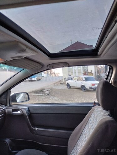 Opel Astra 1998, 420,000 km - 1.6 l - Qusar