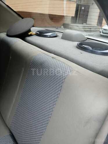 Toyota Corolla 2004, 498,530 km - 1.3 l - Bakı