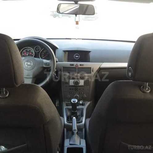 Opel Astra 2006, 174,500 km - 1.3 л - Bakı