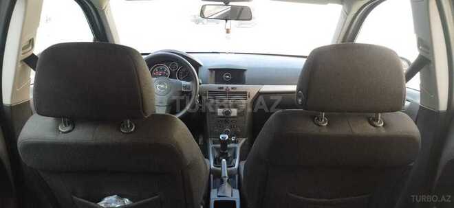 Opel Astra 2006, 174,500 km - 1.3 л - Bakı