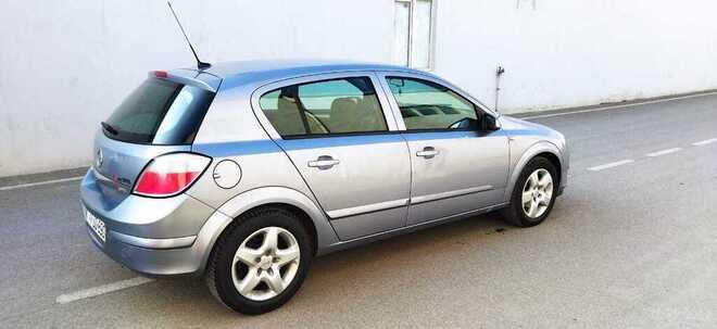 Opel Astra 2006, 174,500 km - 1.3 л - Bakı