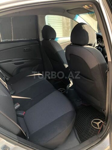 Kia Rio 2005, 220,000 km - 1.4 l - Bakı