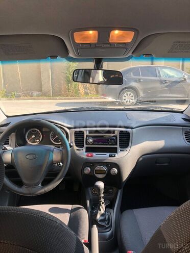 Kia Rio 2005, 220,000 km - 1.4 l - Bakı