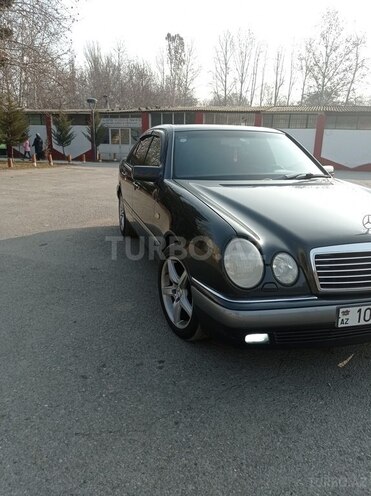 Mercedes E 230 1996, 441,200 km - 2.3 l - Mingəçevir