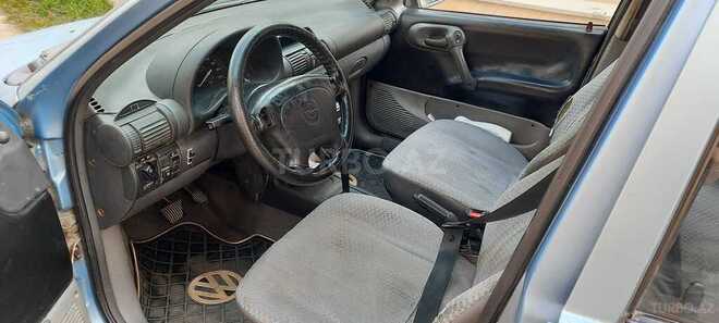 Opel Corsa 1994, 450,000 km - 1.4 l - Bakı