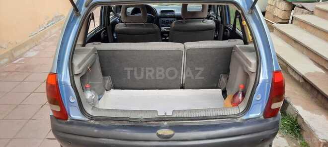 Opel Corsa 1994, 450,000 km - 1.4 l - Bakı