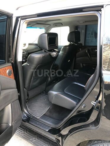 Nissan Patrol 2012, 187,900 km - 5.6 l - Bakı