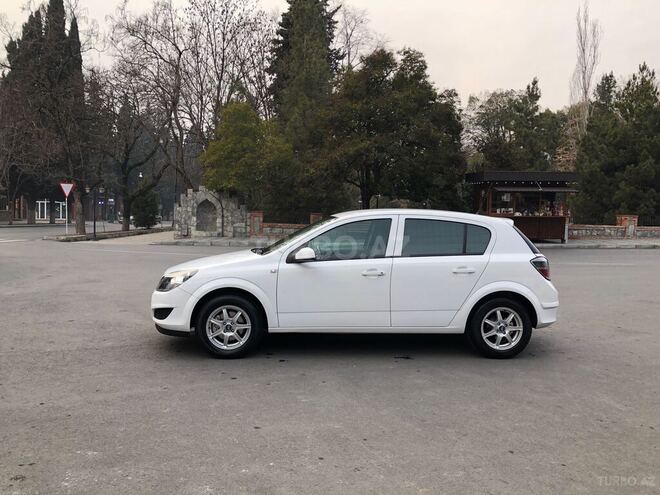 Opel Astra 2009, 148,025 km - 1.4 l - Qax