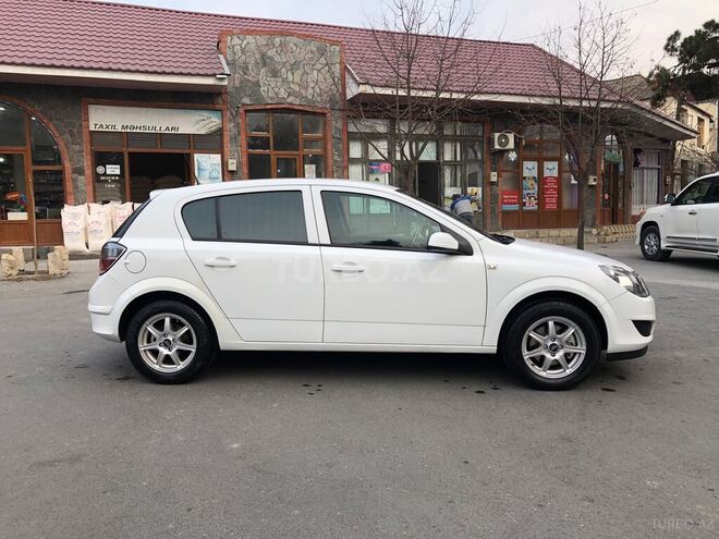 Opel Astra 2009, 148,025 km - 1.4 l - Qax