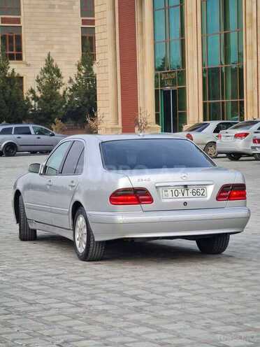 Mercedes E 240 2000, 380,000 km - 2.4 l - Şirvan