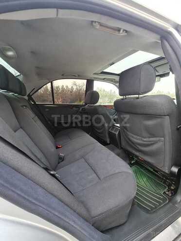Mercedes E 240 2000, 380,000 km - 2.4 l - Şirvan