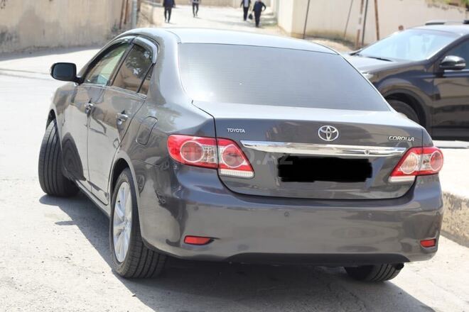Toyota Corolla 2013, 207,000 km - 1.6 l - Bakı