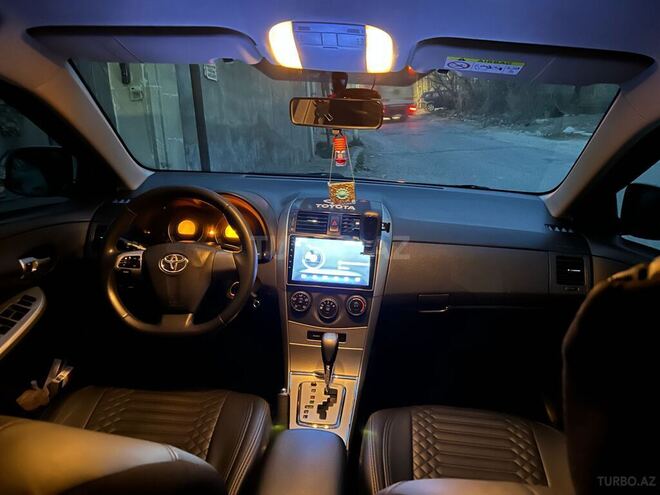 Toyota Corolla 2013, 207,000 km - 1.6 l - Bakı