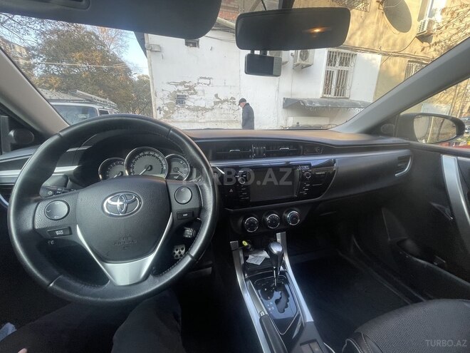 Toyota Corolla 2014, 117,000 km - 1.6 l - Bakı