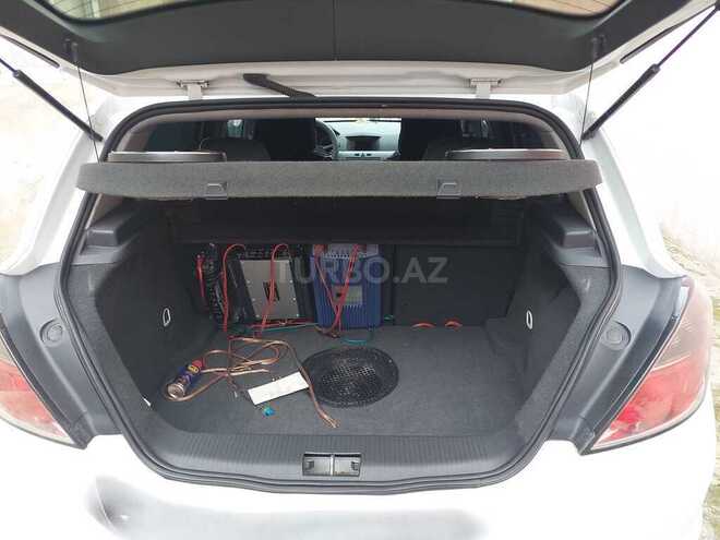 Opel Astra 2009, 281,875 km - 1.4 l - Bakı