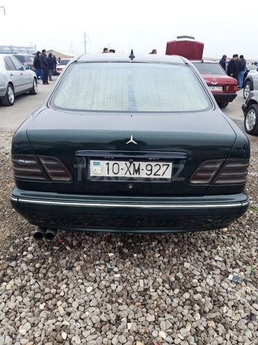 Mercedes E 240 1998, 450,227 km - 2.4 l - Bakı
