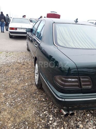 Mercedes E 240 1998, 450,227 km - 2.4 l - Bakı