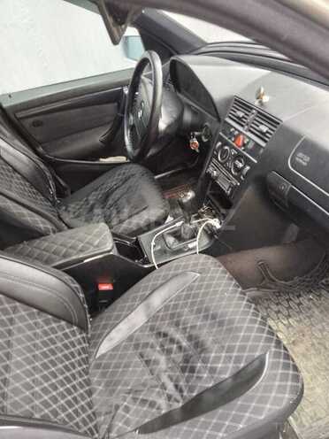 Mercedes C 180 2000, 350,000 km - 2.0 l - Bakı