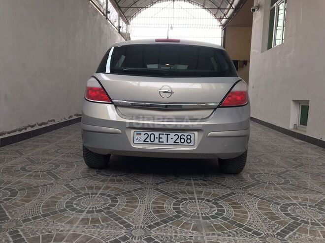 Opel Astra 2006, 180,000 km - 1.4 l - Gəncə