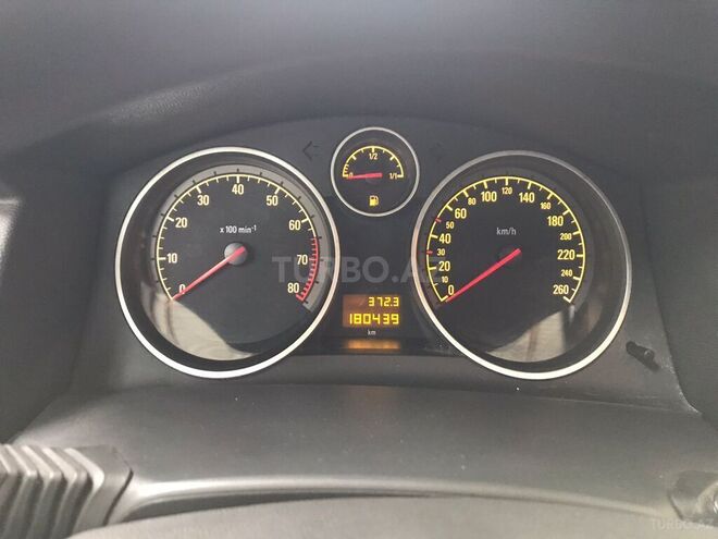 Opel Astra 2006, 180,000 km - 1.4 l - Gəncə