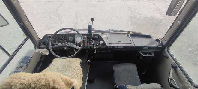 Mercedes  1990, 701,925 km - 11.0 л - Bakı