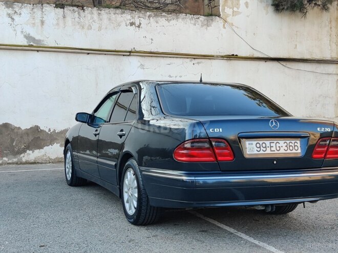 Mercedes E 270 1999, 521,000 km - 2.7 l - Bakı