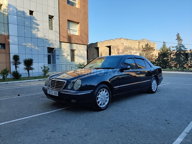Mercedes E 270 1999, 521,000 km - 2.7 l - Bakı