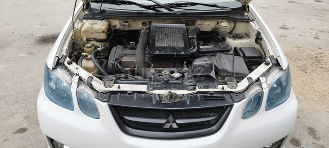 Mitsubishi Airtrek 2002, 125,900 km - 2.0 l - Bakı