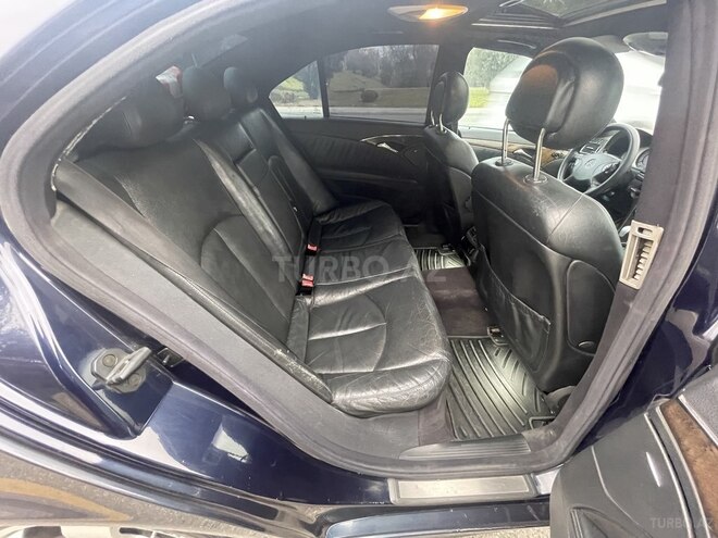 Mercedes E 220 2002, 368,617 km - 2.2 л - Bakı