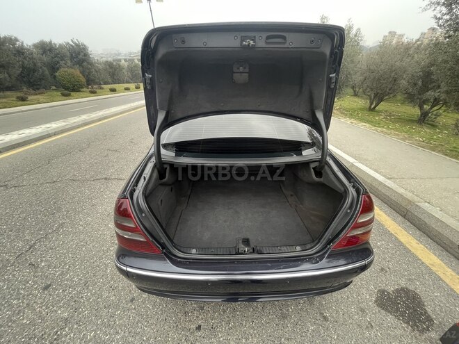 Mercedes E 220 2002, 368,617 km - 2.2 л - Bakı