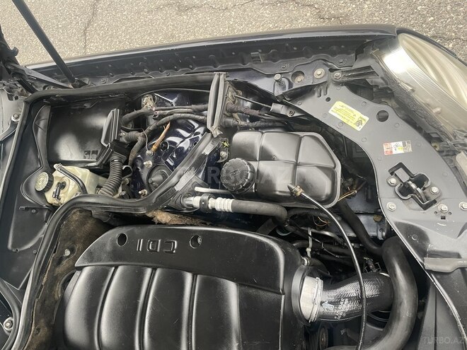 Mercedes E 220 2002, 368,617 km - 2.2 л - Bakı