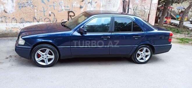 Mercedes C 200 1994, 329,152 km - 2.0 l - Bakı