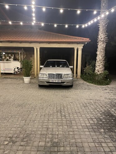 Mercedes C 180 1997, 320,000 km - 1.8 l - Bakı