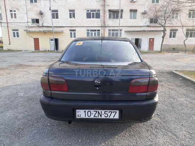 Opel Omega 1997, 390,000 km - 2.0 l - Şəki