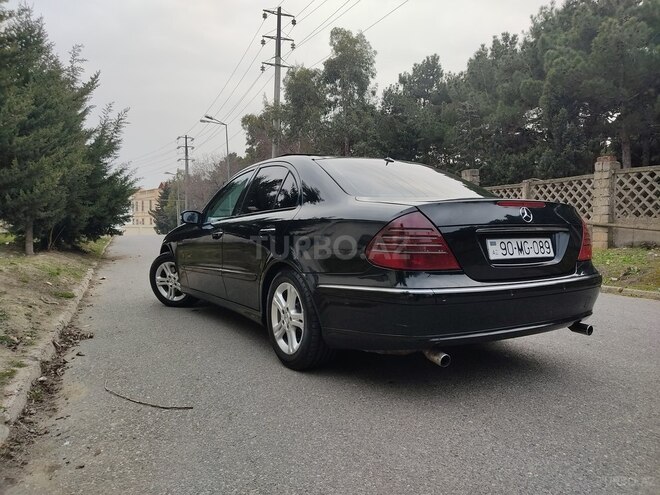 Mercedes E 240 2002, 262,700 km - 2.4 л - Bakı