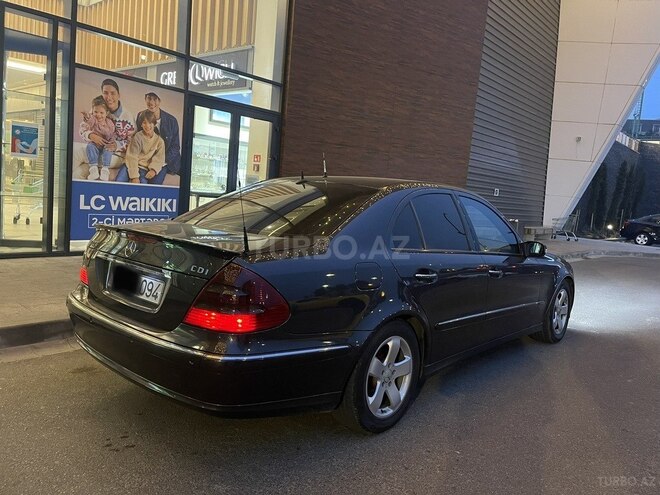 Mercedes E 220 2004, 512,000 km - 2.2 l - Bakı