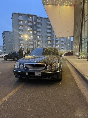 Mercedes E 220 2004, 512,000 km - 2.2 l - Bakı