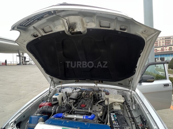 GAZ 31105 2008, 176,000 km - 2.4 l - Bakı