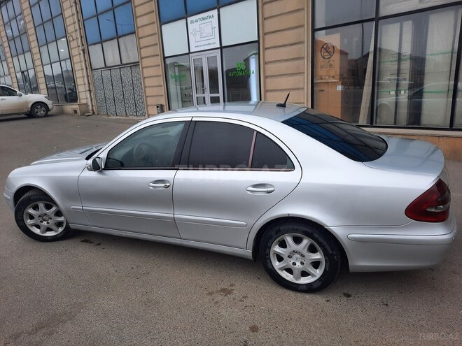 Mercedes E 220 2006, 271,300 km - 2.2 l - Bakı