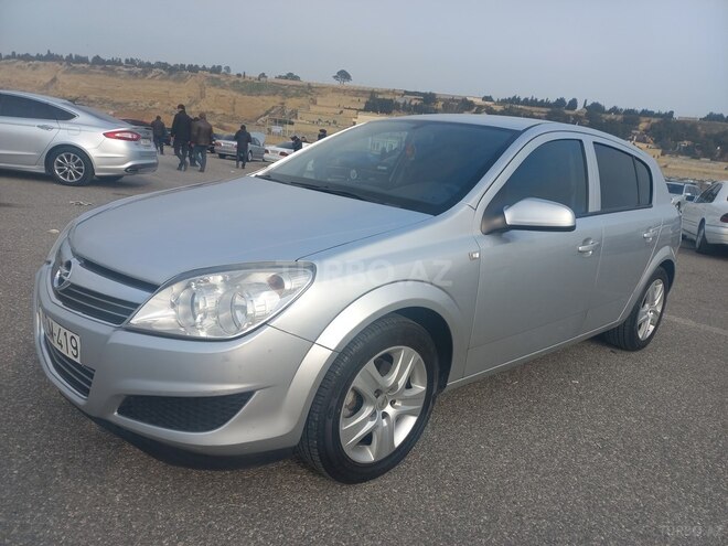 Opel Astra 2009, 178,000 km - 1.3 l - Cəlilabad