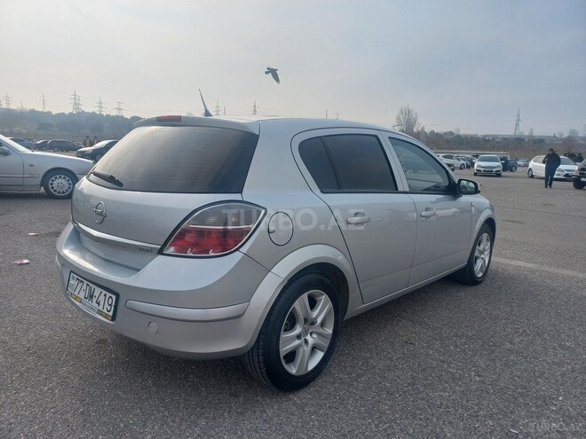 Opel Astra 2009, 178,000 km - 1.3 l - Cəlilabad