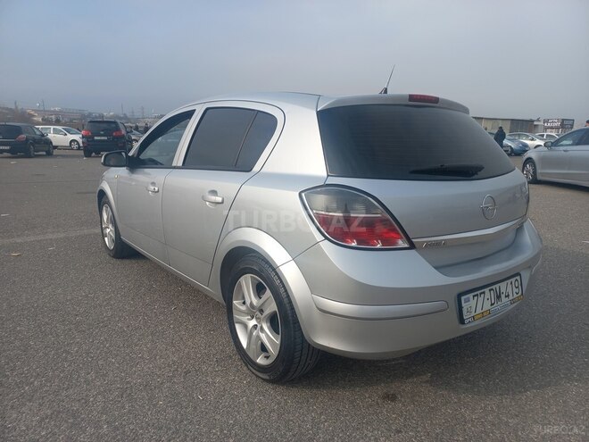 Opel Astra 2009, 178,000 km - 1.3 l - Cəlilabad