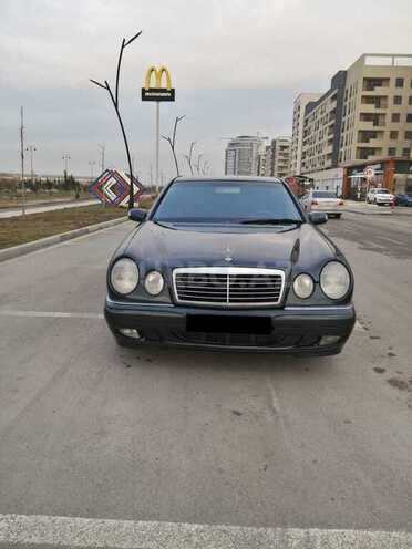 Mercedes E 240 1998, 234,153 km - 2.4 l - Sumqayıt