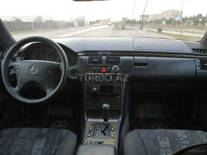 Mercedes E 240 1998, 234,153 km - 2.4 l - Sumqayıt
